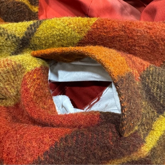 Vintage wool blend men's snap up coat checkered pattern orange brown pockets, M. - Picture 15 of 16